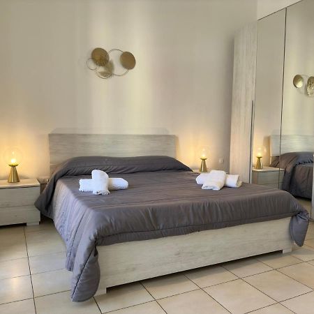 Cconforthotels Appartamento Crispi บารี ภายนอก รูปภาพ